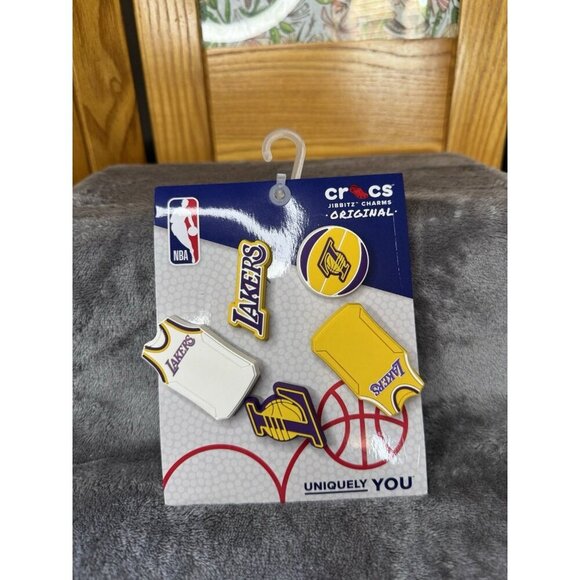 Brand New Los Angeles Lakers NBA Croc Charms Jibbitz Orignal 5 Pack - Picture 3 of 3